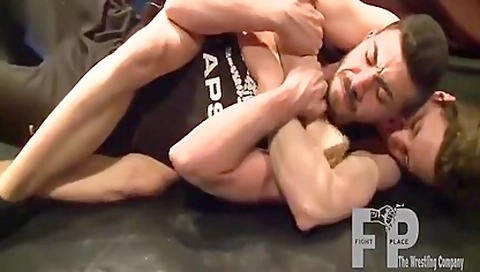 Fightplace - teens 18+ In Trouble