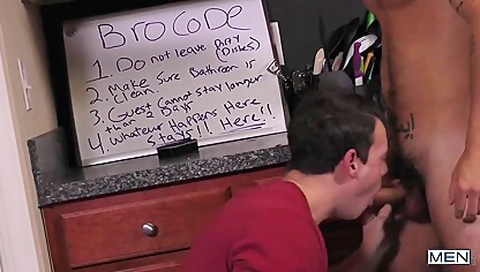 Awesome Straight Gives A Professional Blowjob
